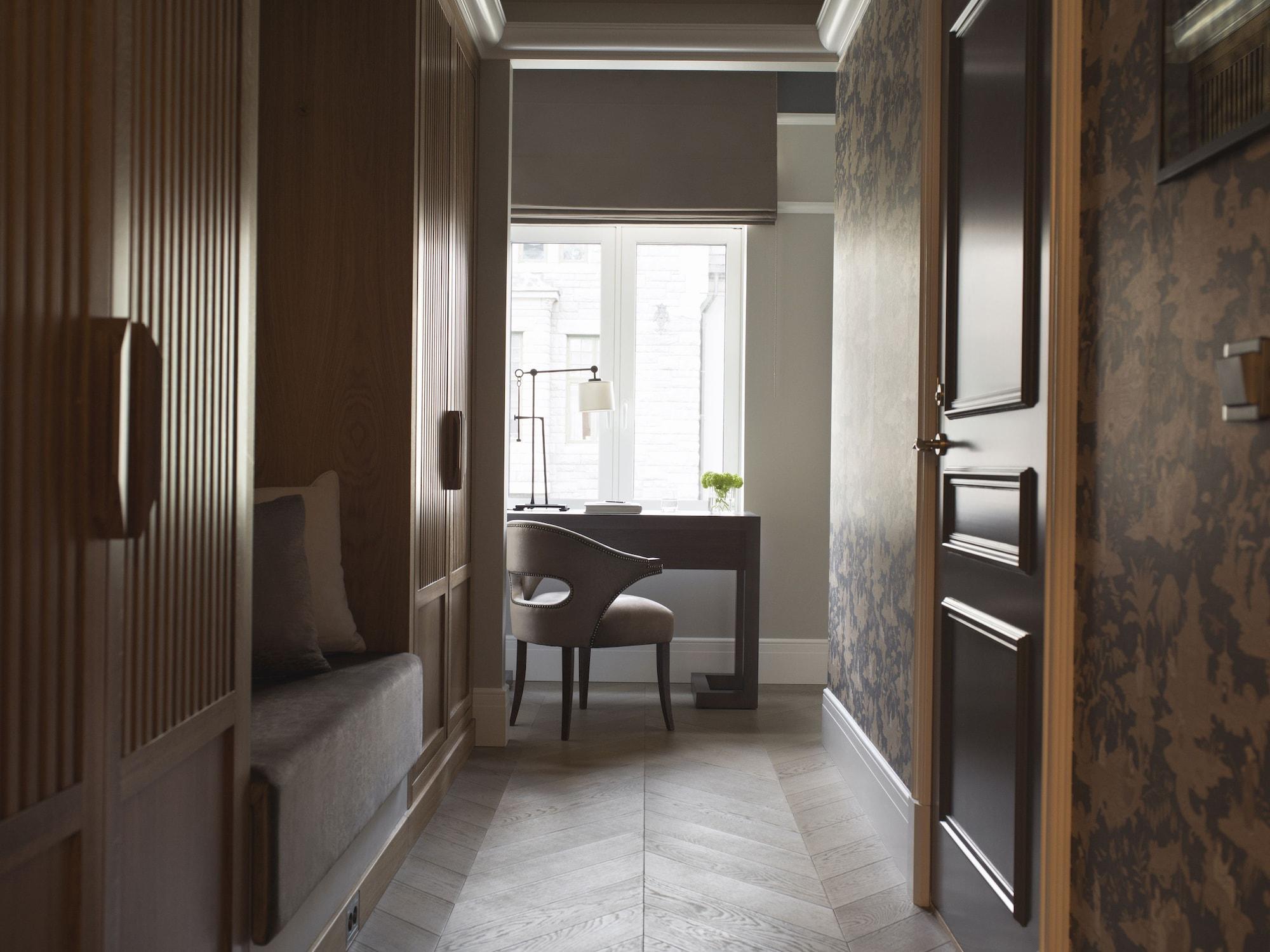 Britannia Hotel 5*